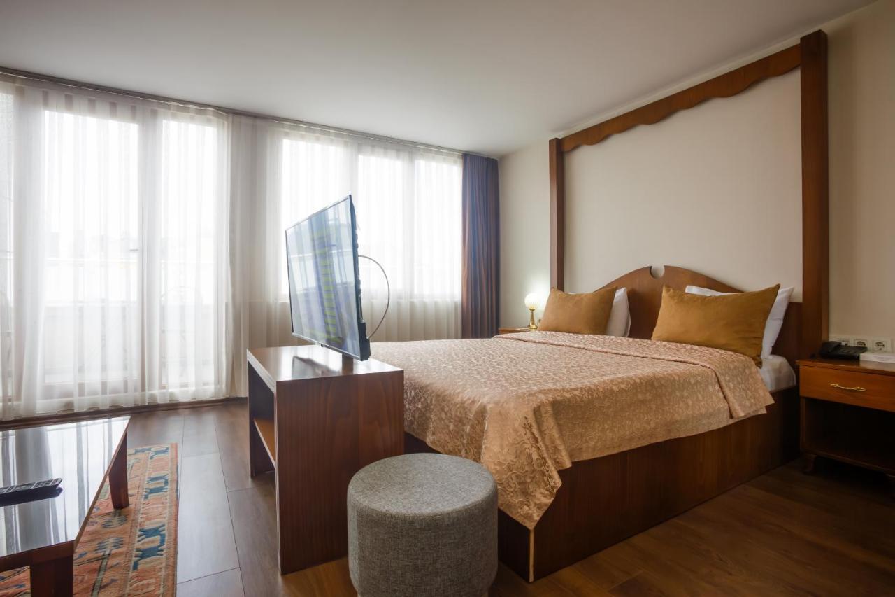 P Galata Hotel - Special Category Istanbul Exterior photo