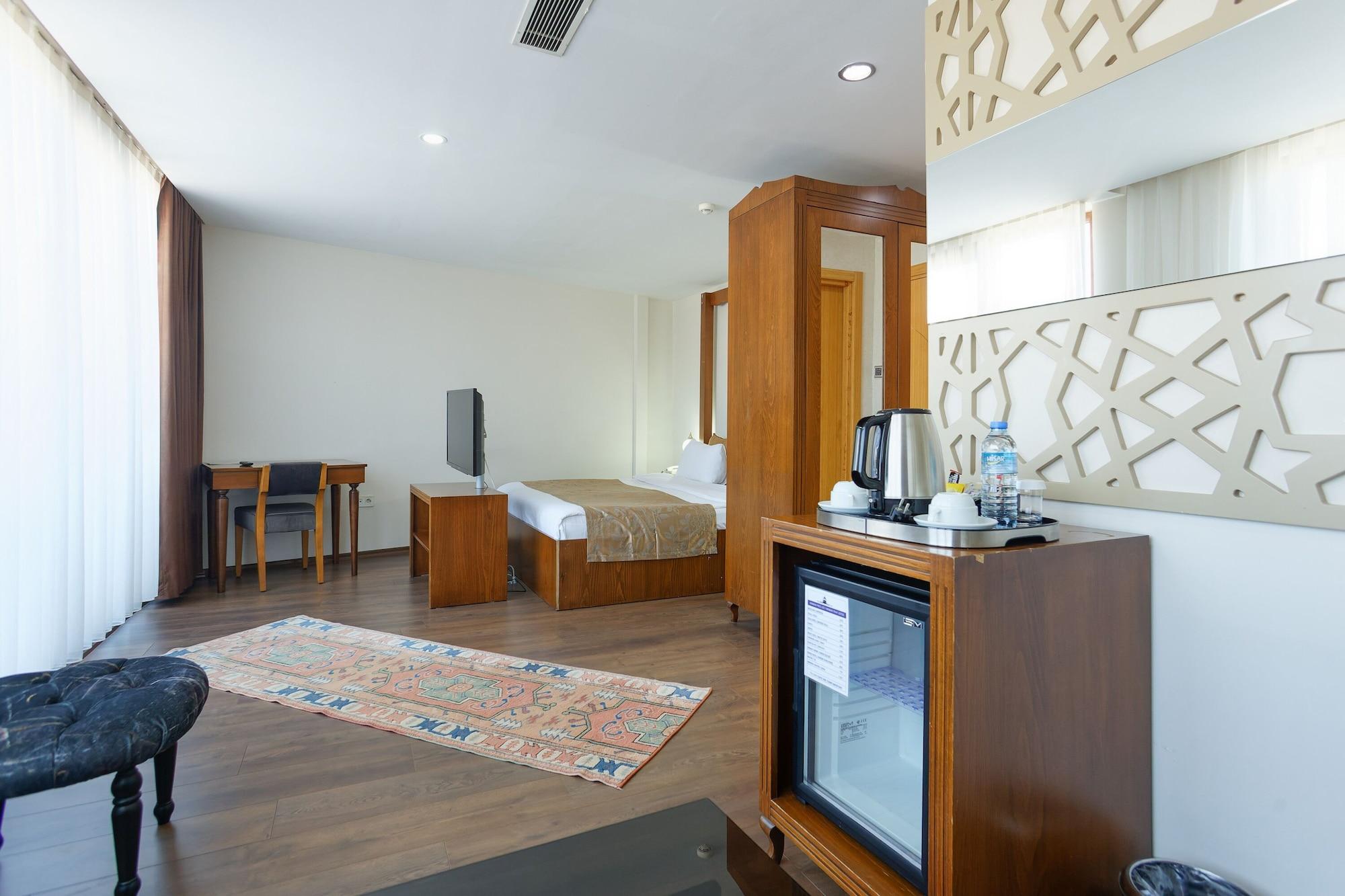 P Galata Hotel - Special Category Istanbul Exterior photo